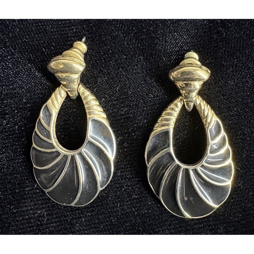 Vintage Trifari Classic Black Enamel Gold Tone Dangle Earrings